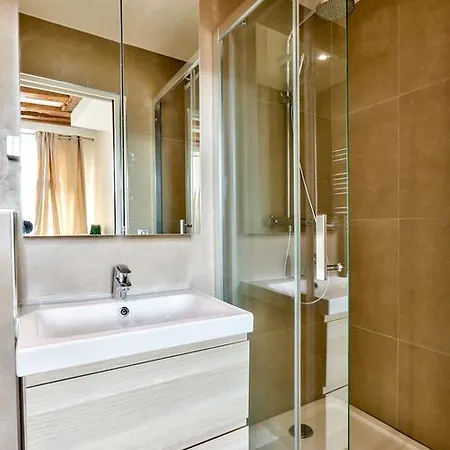 Luxury On The Place Des Victoires Apartment